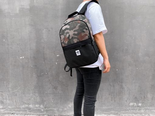 balo-adidas-originals-camo-backpack-1