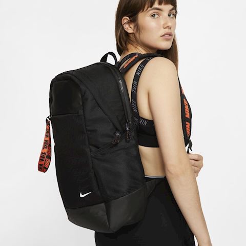 balo-nike-sportswear-essentials-backpack-black-2