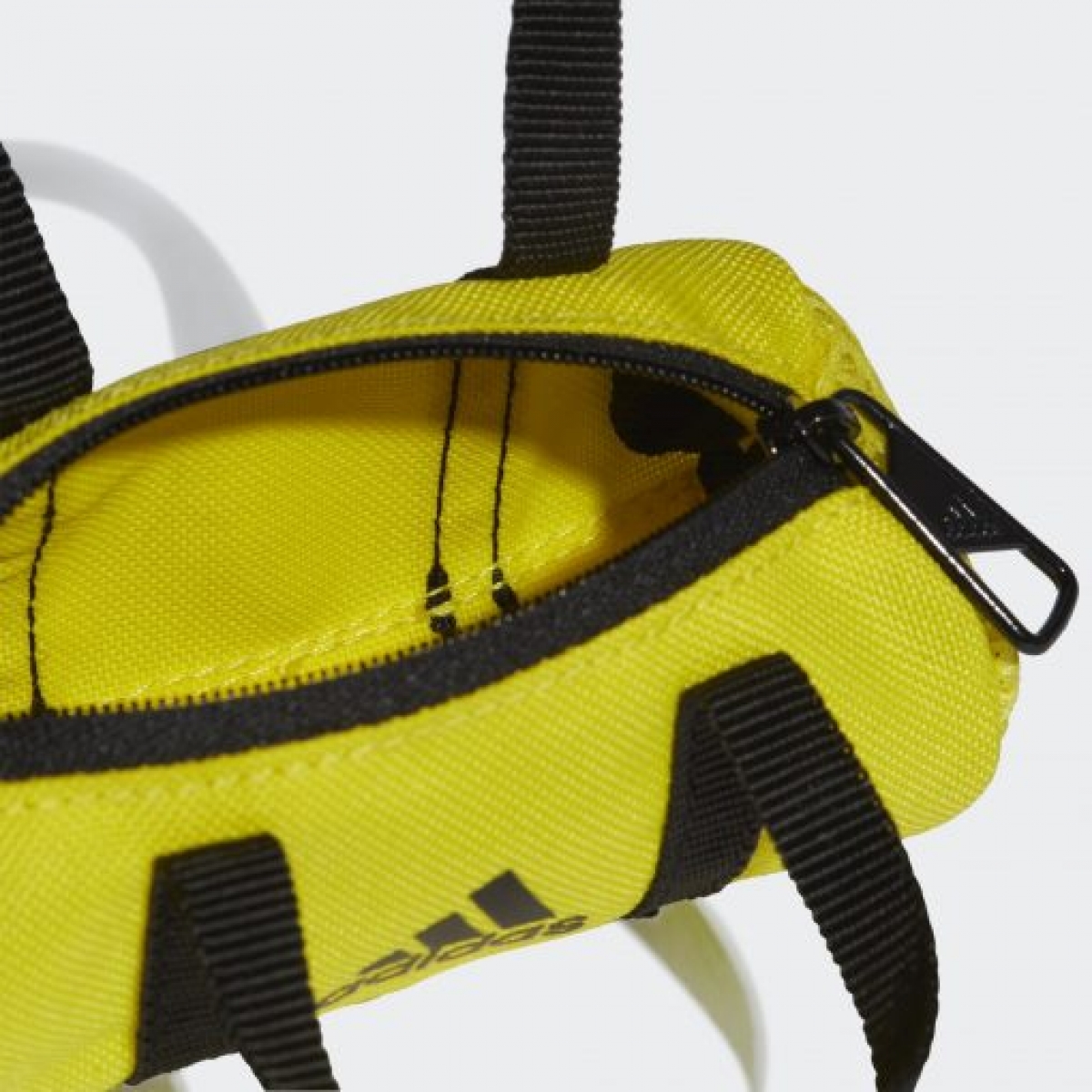 Móc khóa Adidas – Tiny Duffle Bag FQ5260