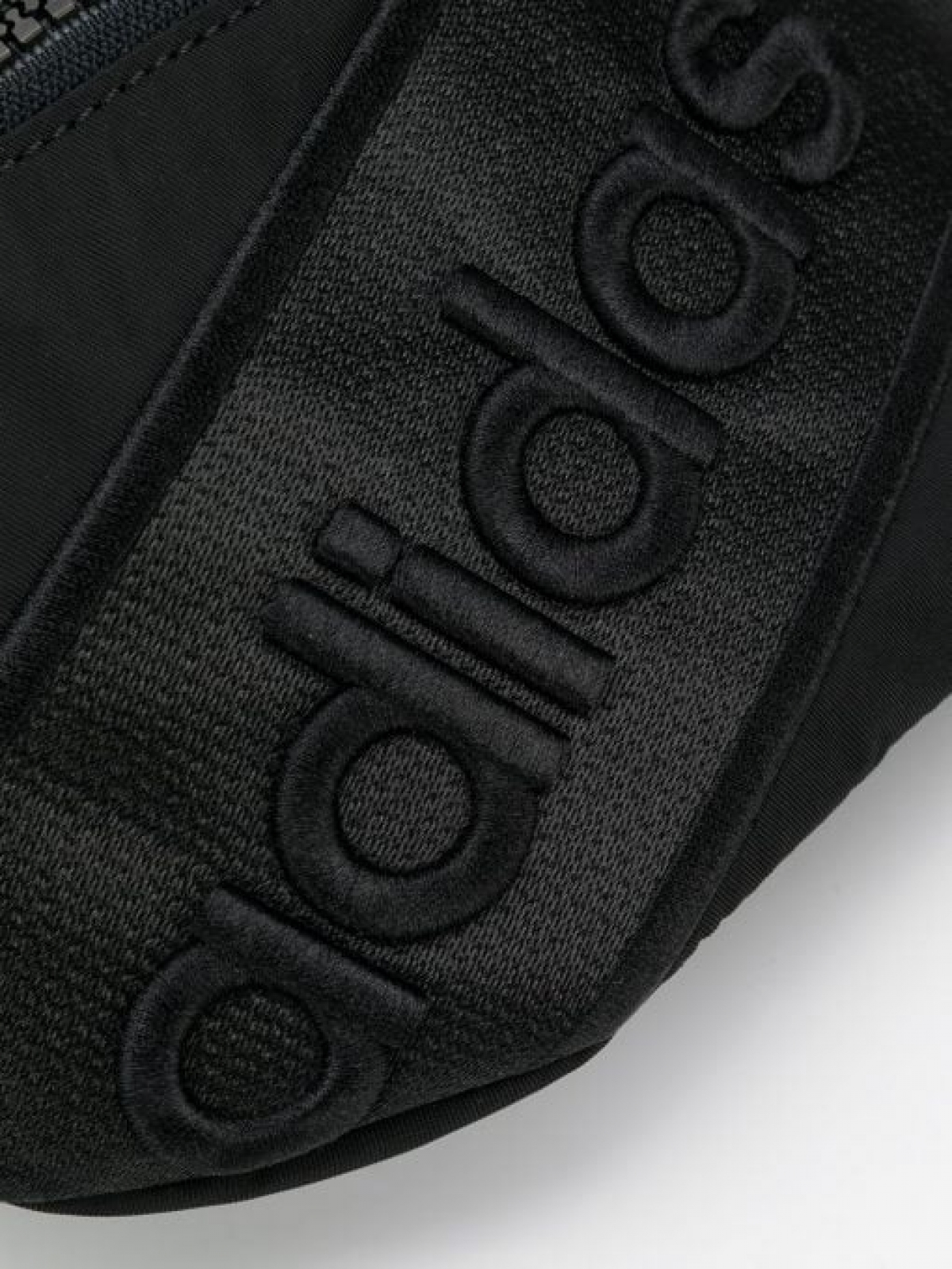 Túi bao tử đeo chéo Adidas DV0224 VNXK