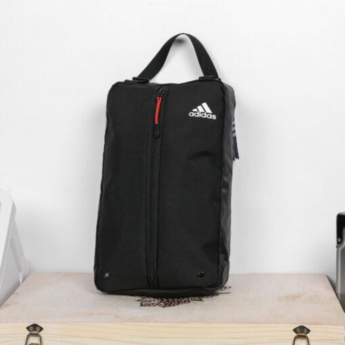 Túi thể thao Adidas nam và nữ túi đeo vai đào tạo túi xách bình thường vai  túi Messenger túi trống CG1533 - Túi vai đơn túi mcm | Tàu Tốc Hành |
